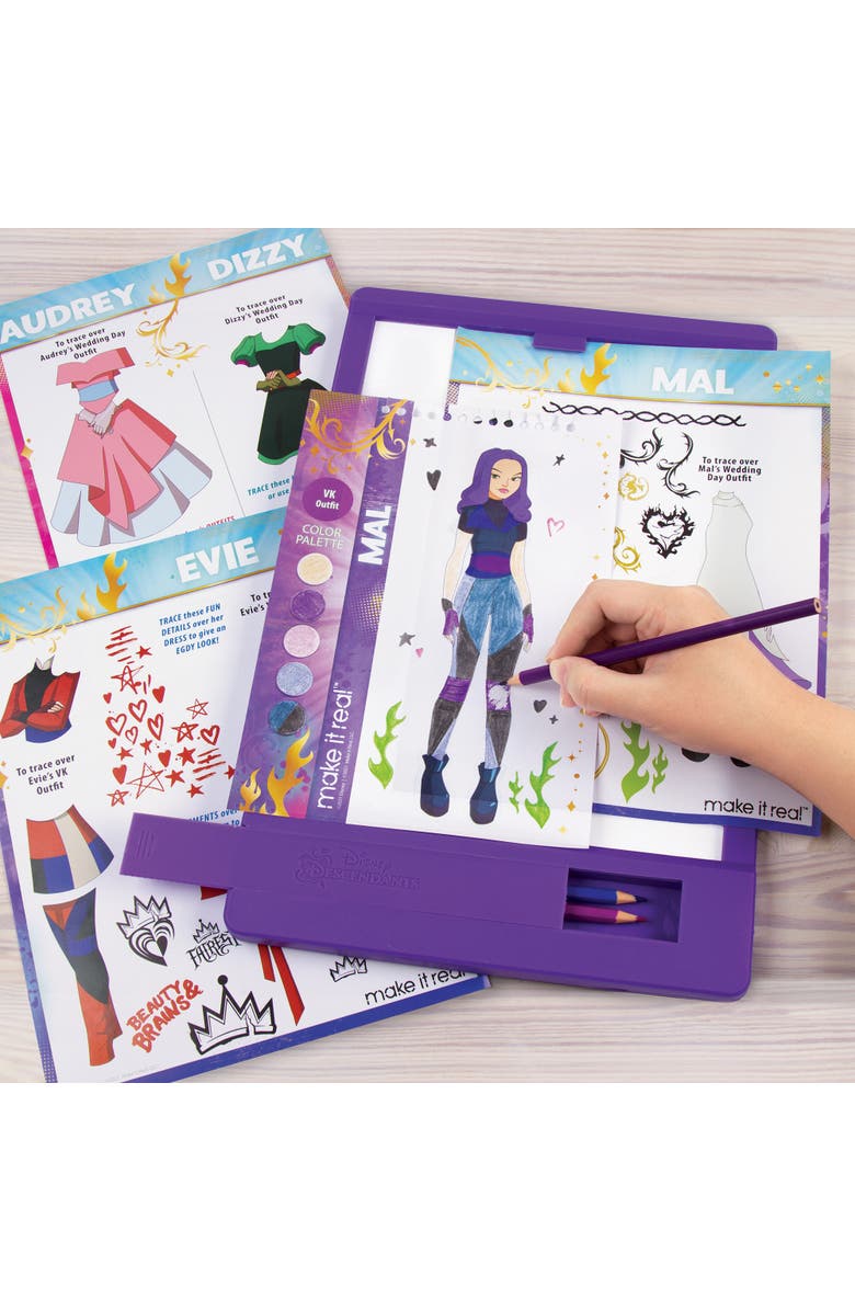 Disney Descendants Royal Wedding Light Table & Sketchbook 9 Piece Set, Alternate, color, Multicolored