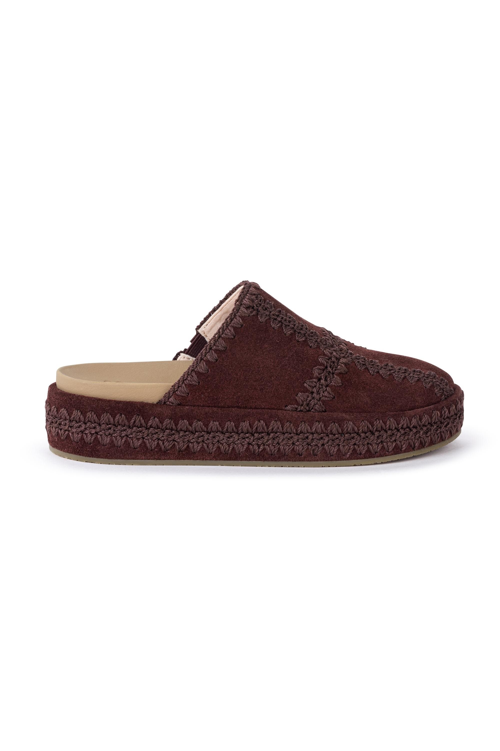 Bryn Slip On Clog, Alternate, color, Mahogany Patch