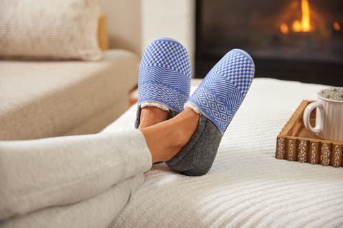 Feelgoodz Laidback Slipper Artisan Woven Indoor Closed Heel House Shoes In Multi