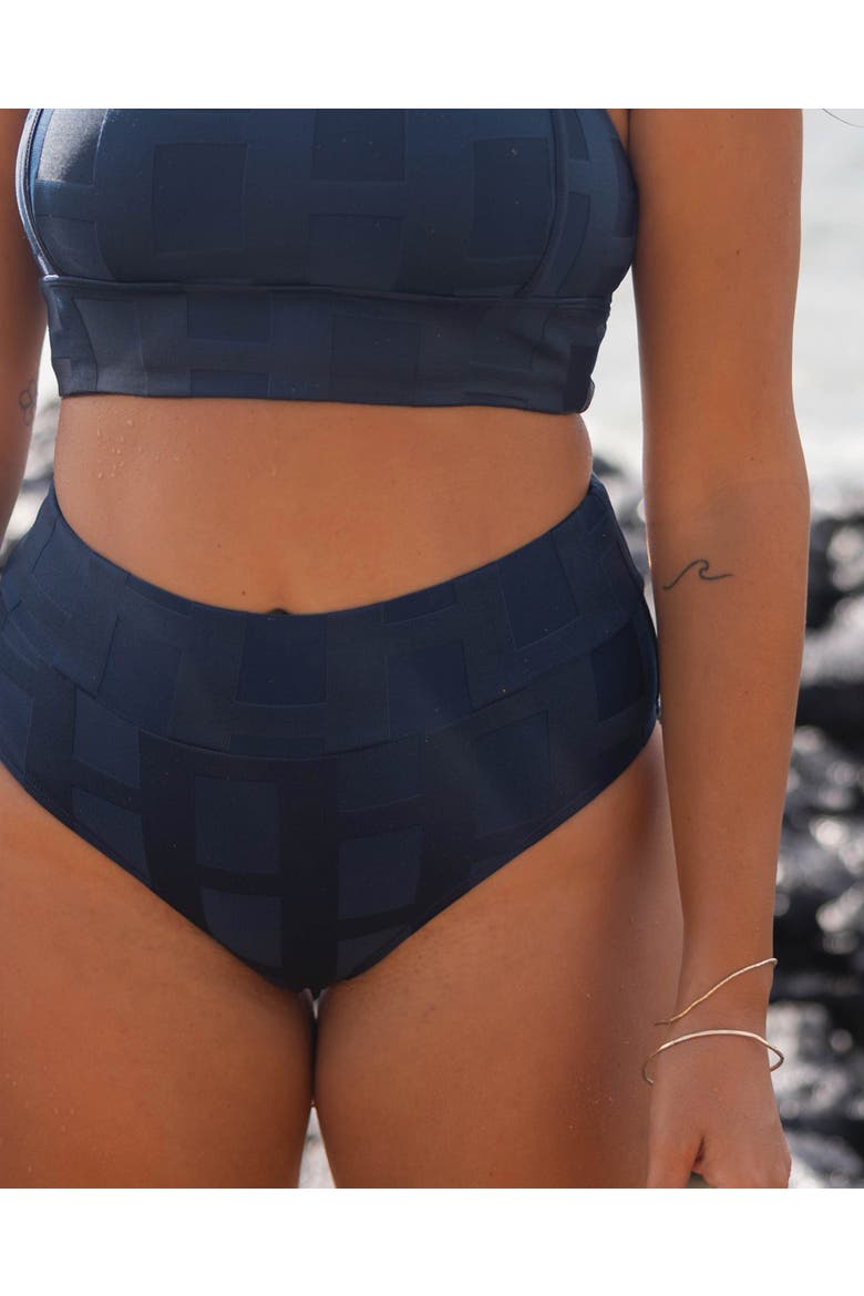 Squared Mid Rise Bottom, Alternate, color, Coastal