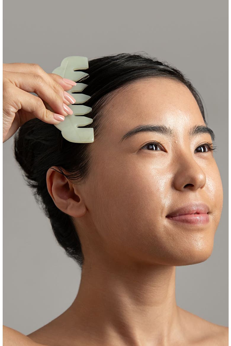 The Jade Massaging Gua Sha Comb, Alternate, color, JADE