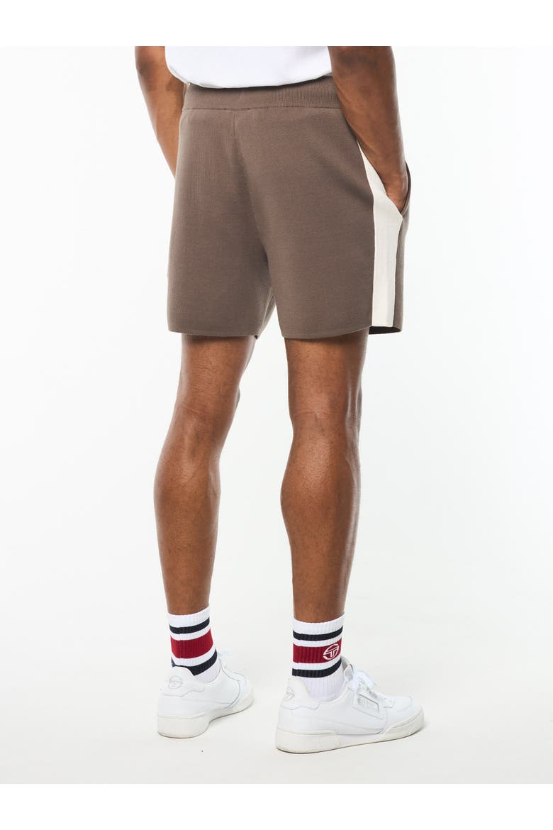 Giovane Short, Alternate, color, MOREL