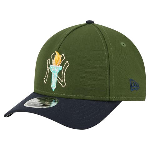 Men's New Era Dark Green New York Yankees City Feature 9FORTY A-Frame Adjustable Hat