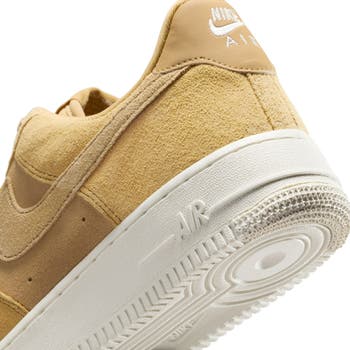 Air Force 1 '07 Basketball Sneaker