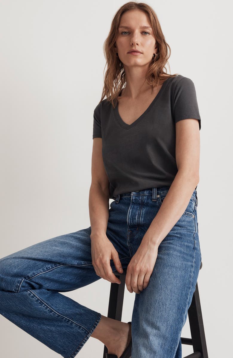 Madewell Softfade Cotton V-Neck Crop T-Shirt, Alternate, color, 