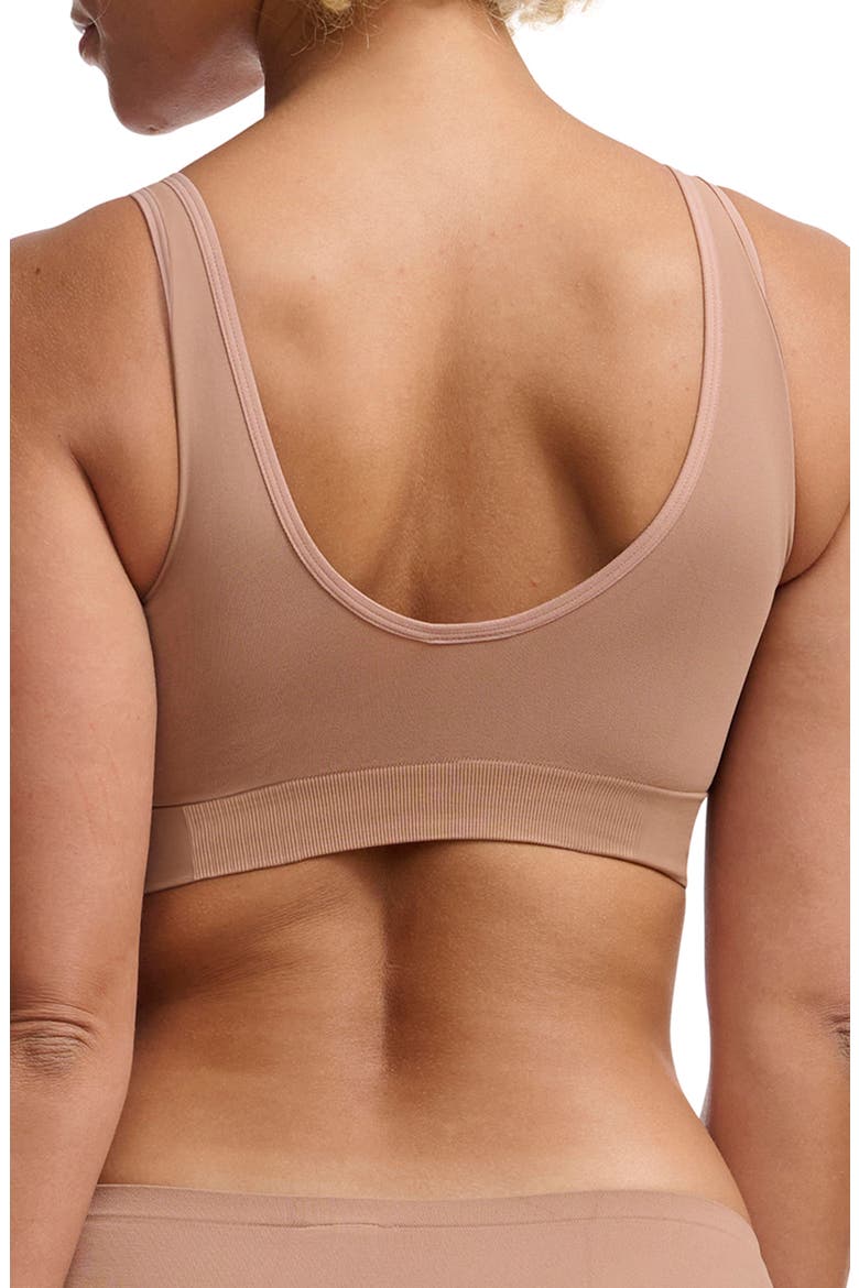 Scoop Lounge Sports Bra, Alternate, color, TOASTED ALMOND