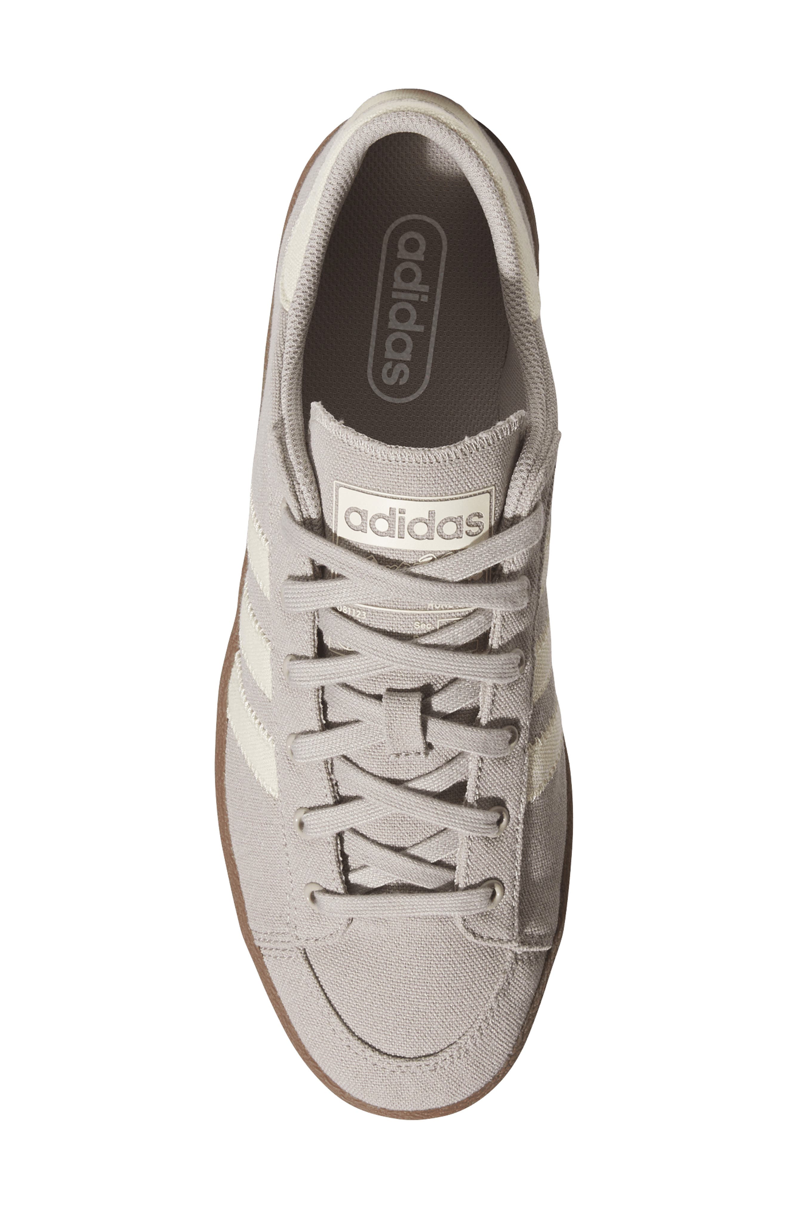 Gender Inclusive Jump Hook Low Top Sneaker, Alternate, color, LIGHT BROWN/ WARM VANILLA