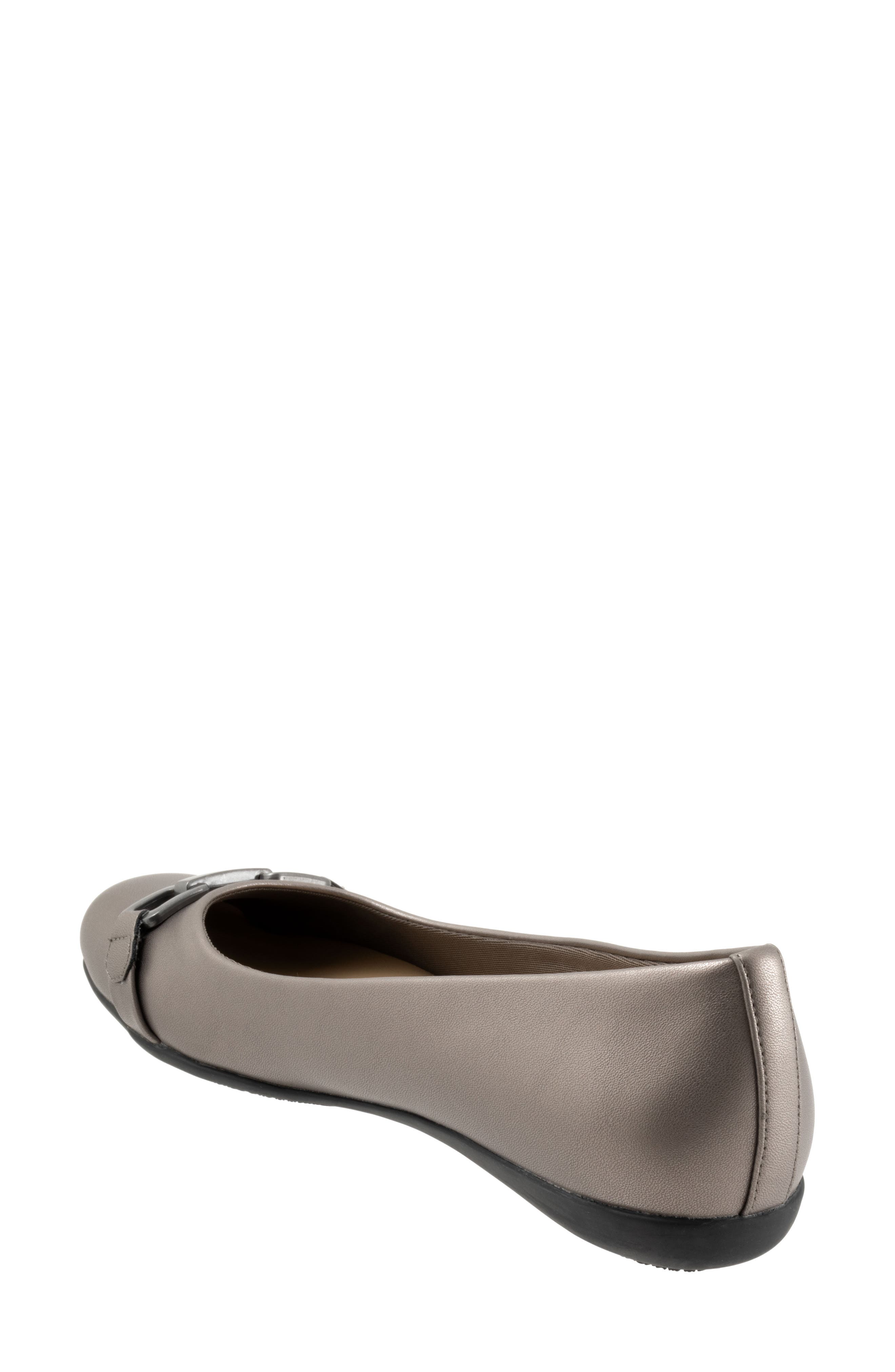 Trotters Sadie Flat, Alternate, color, Pewter