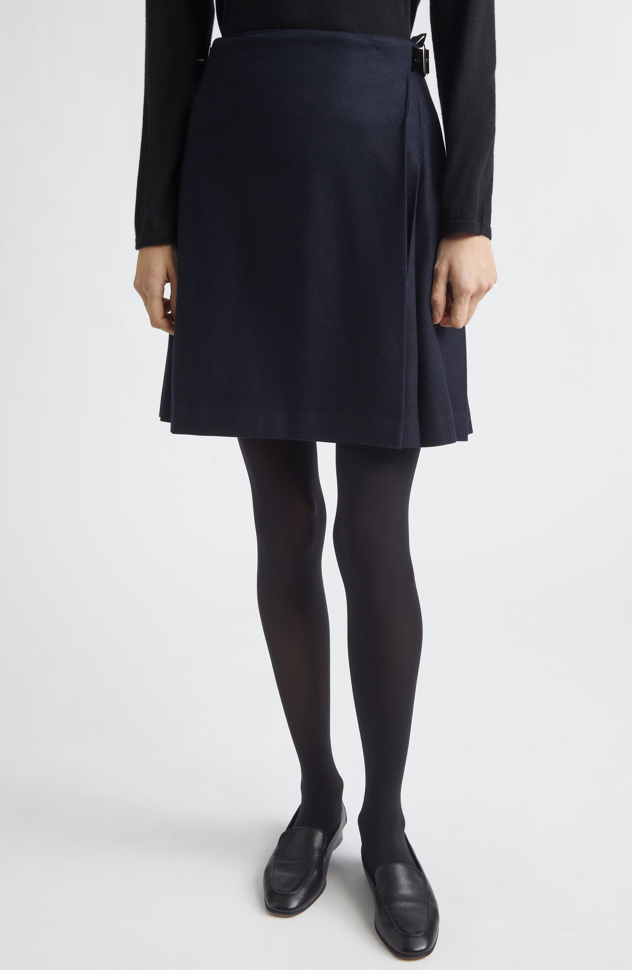 selected NAVY SHADOW CHECK
