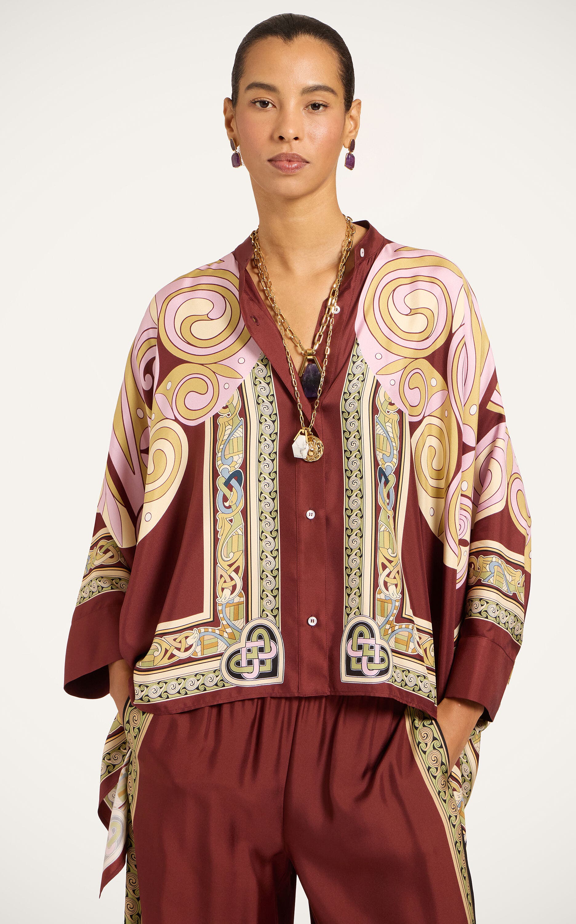 Kells Swirl Placée Burgundy