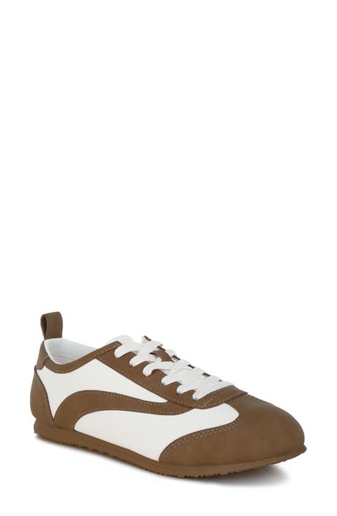 Moomba Sneaker (Women)