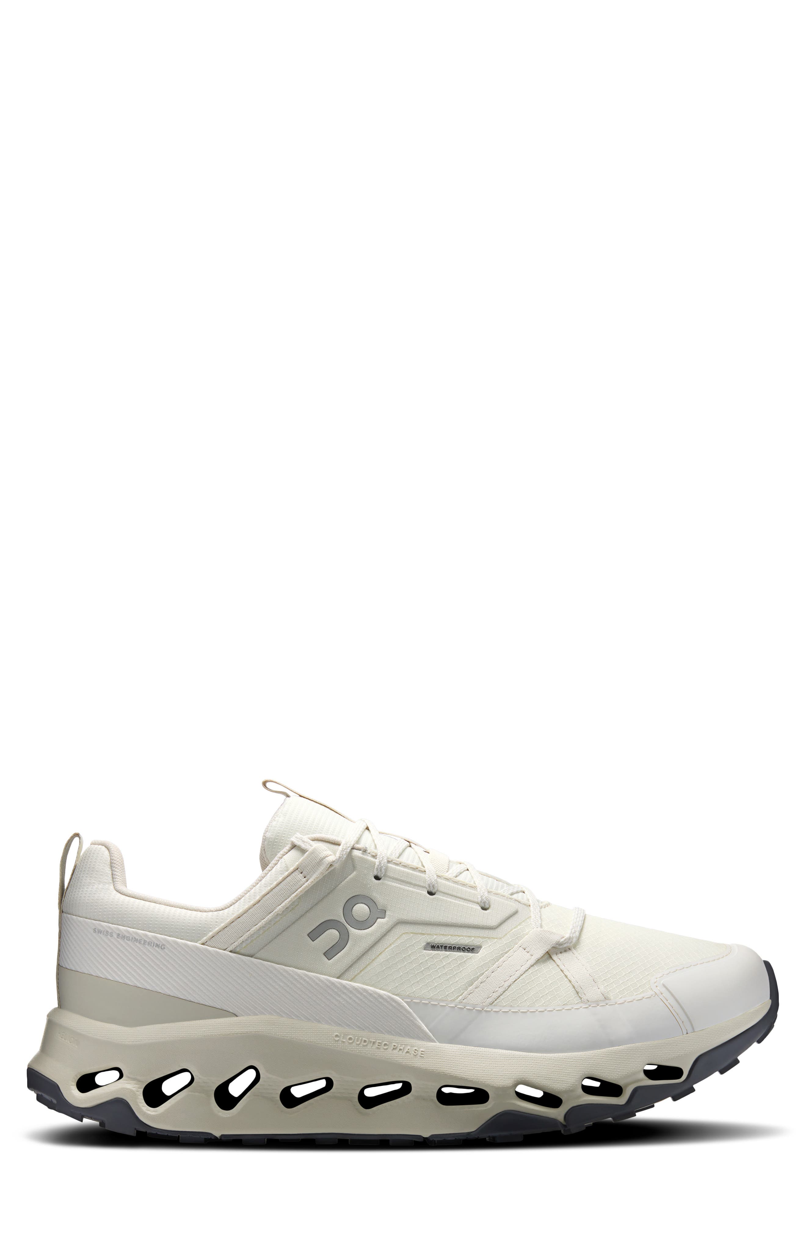 On Cloudhorizon Waterproof Hiking Shoe, Alternate, color, Ghost/ Ivory