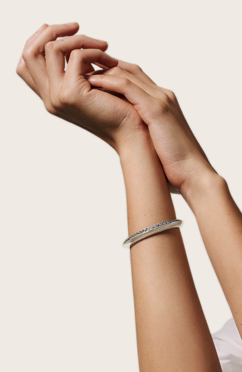 John Hardy Knife Edge Small Oval Hinge Bangle, Alternate, color,