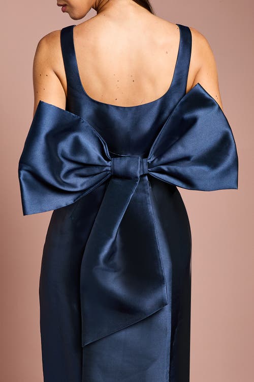 Coast Twill Sleeveless Column Bow Back Dress In Burgundy