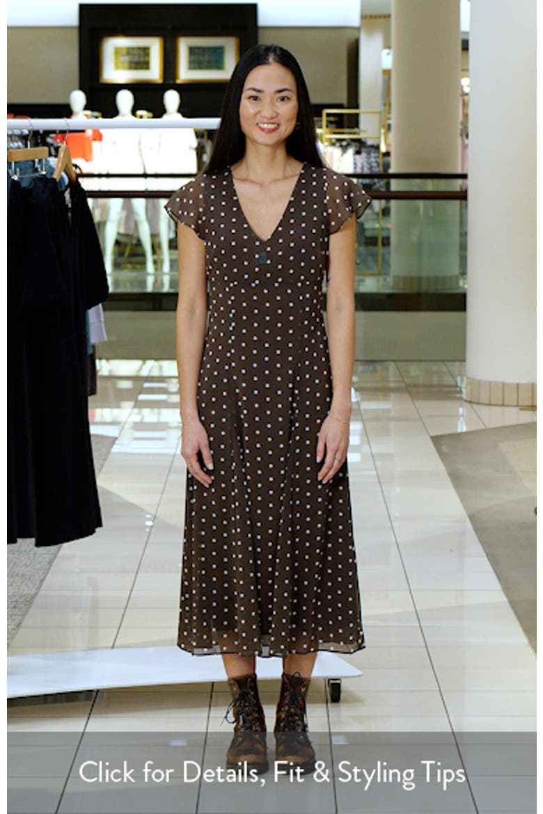 Short Sleeve Godet Pleat Dress video