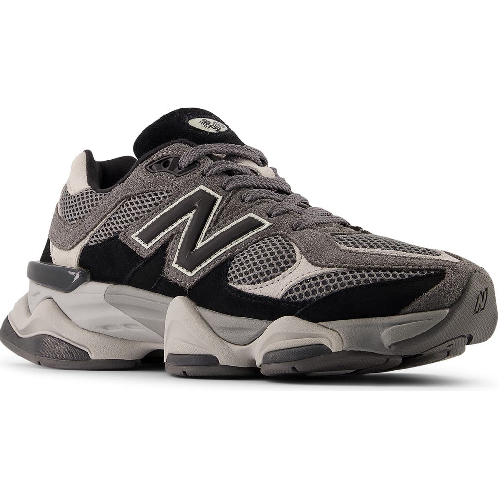 New Balance Gender Inclusive 9060 Sneaker