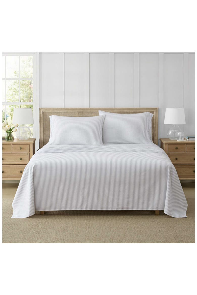 Chickadee Pines Cotton Flannel Sheet Set, Alternate, color, WHITE/ MIST BLUE
