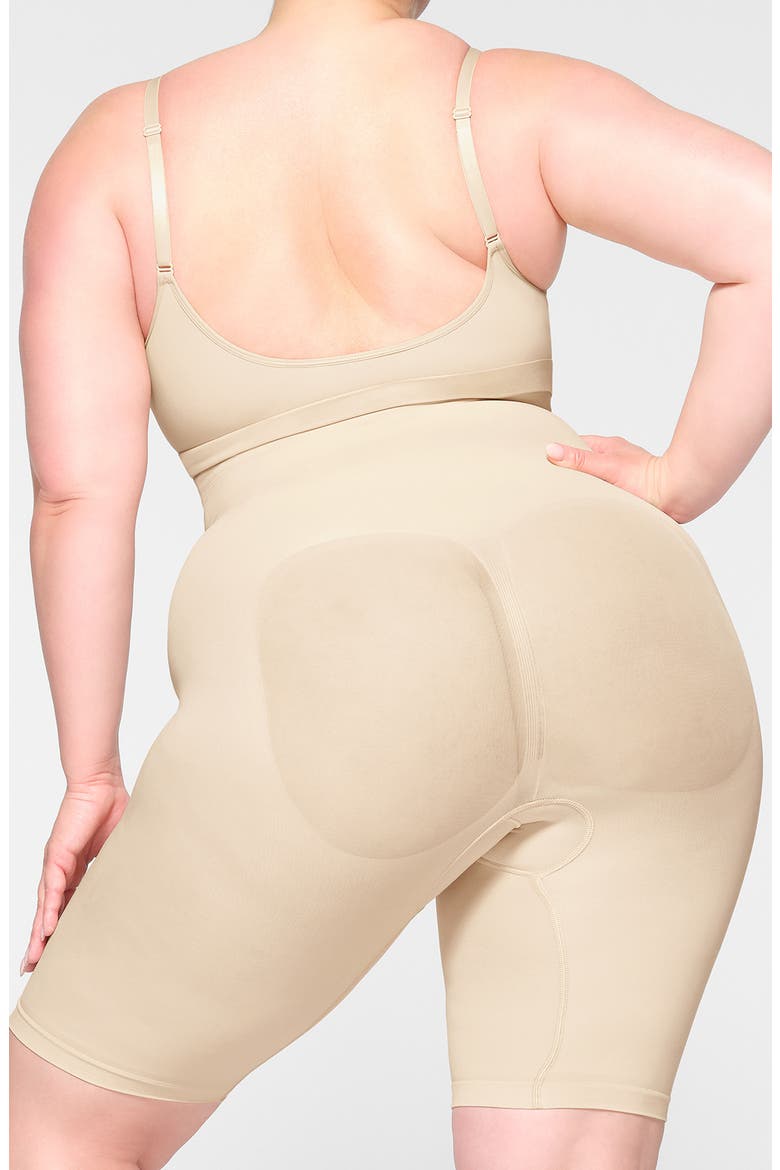 Seamless Sculpt High Waist Shorts, Alternate, color, SAND