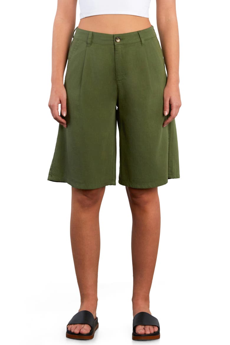 Chill Pleated Mid Rise Denim Bermuda Shorts, Main, color, VINEYARD GREEN