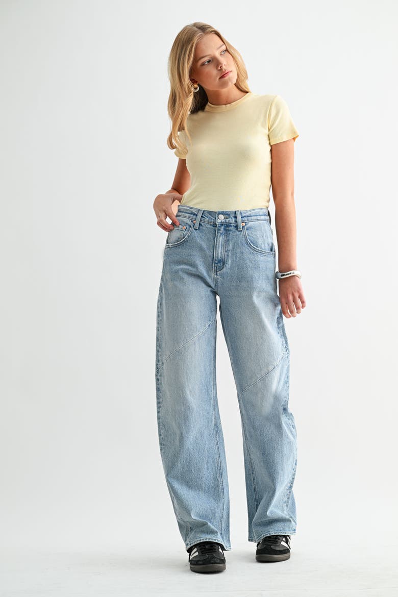 The Arc Barrel Leg Jeans, Alternate, color, Light Wash