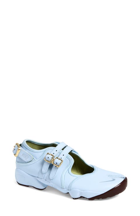 Air Rift Sneaker