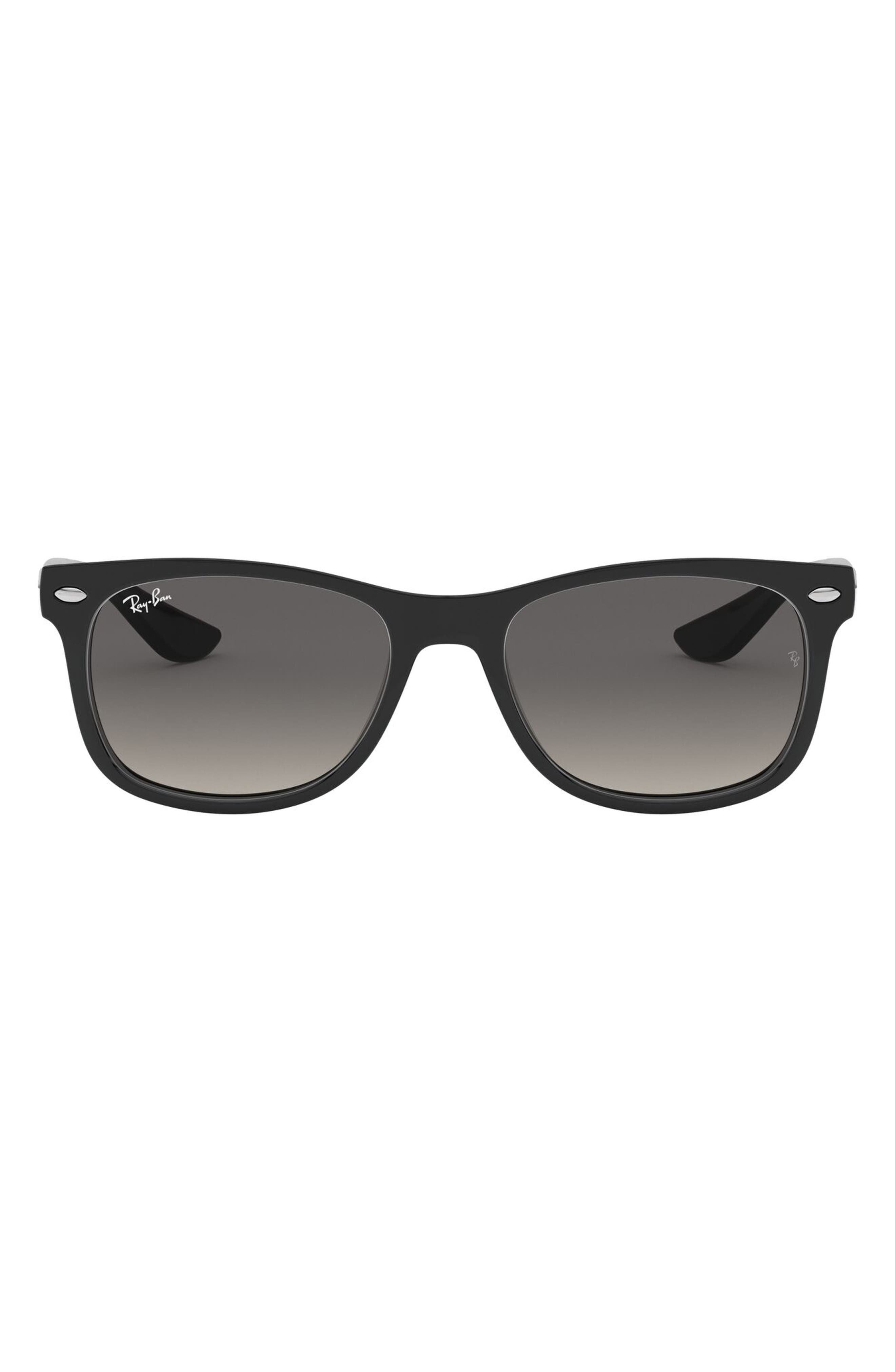 selected BLACK/ GRAY GRADIENT