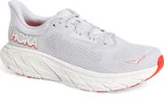 HOKA Arahi 7 Running Shoe