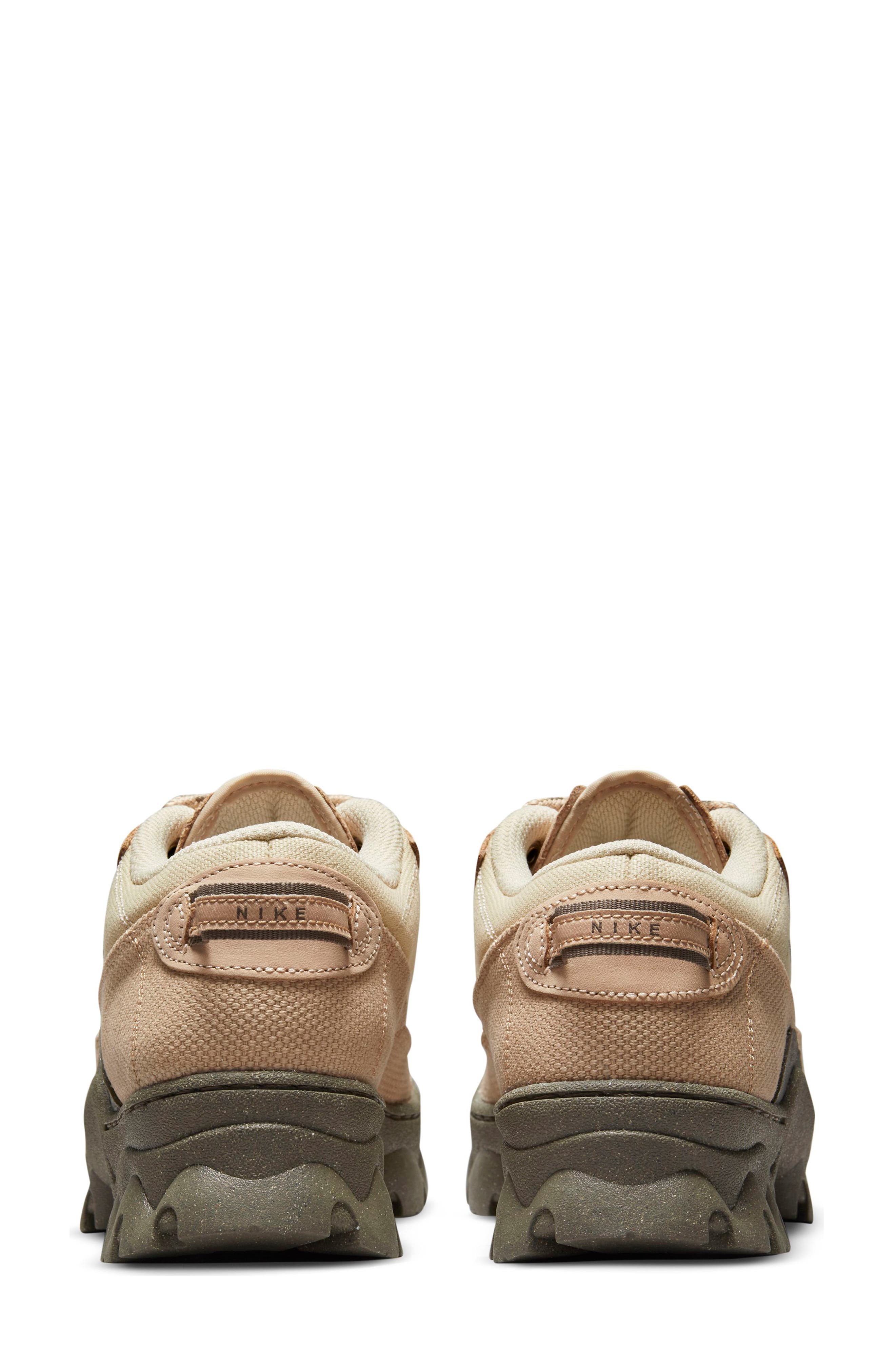 Nike Lahar Low Hiking Shoe, Alternate, color, 