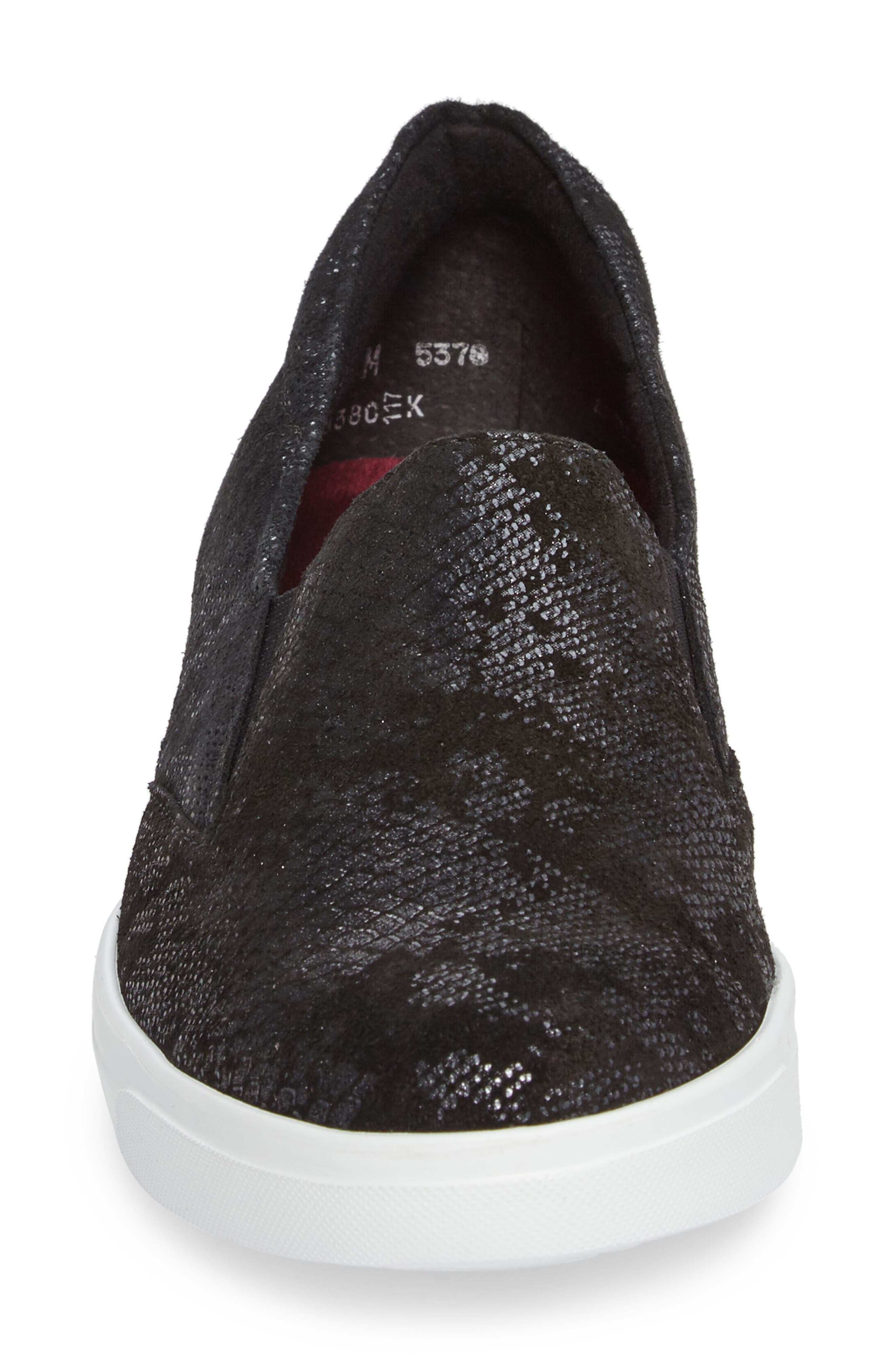 Munro Lulu Slip-On Sneaker, Alternate, color, 