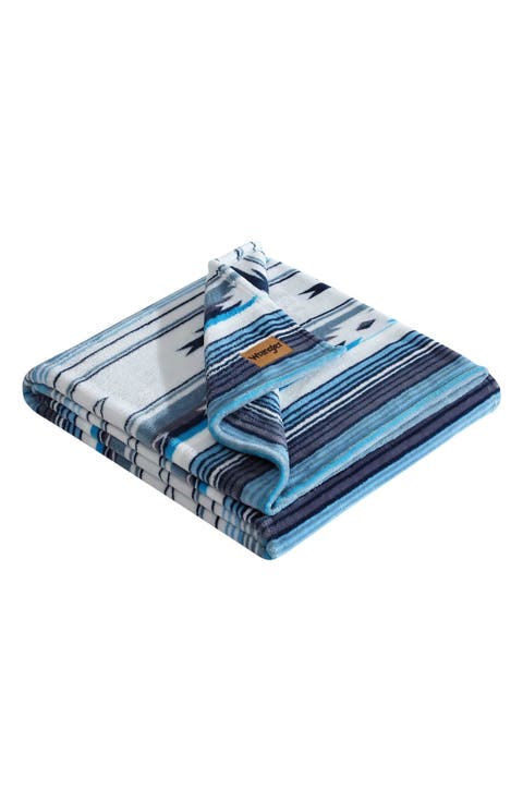 Coyote Sands Throw Blanket