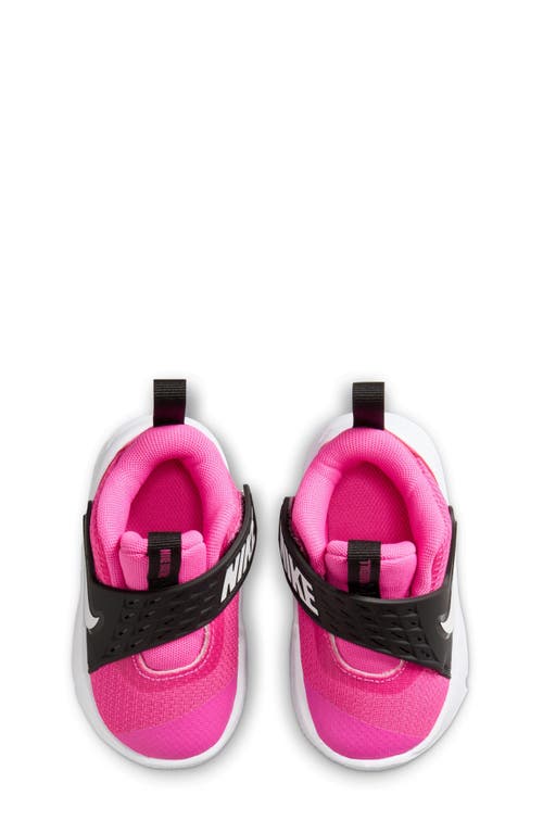 Nike Kids' Team Hustle D 12 Basketball Sneaker