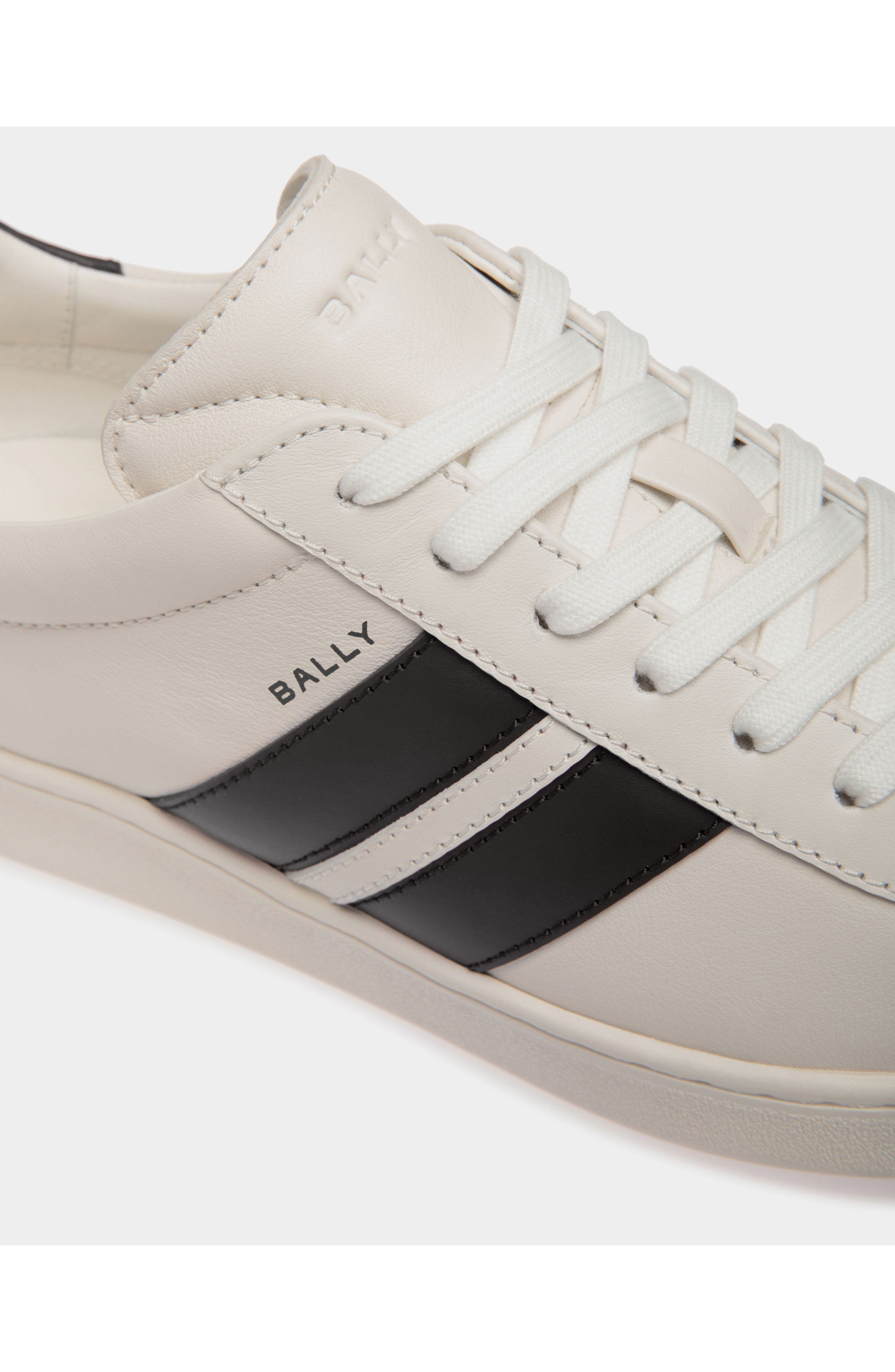 Bally Tennis Sneaker in Plain Calf Leather, Alternate, color, 