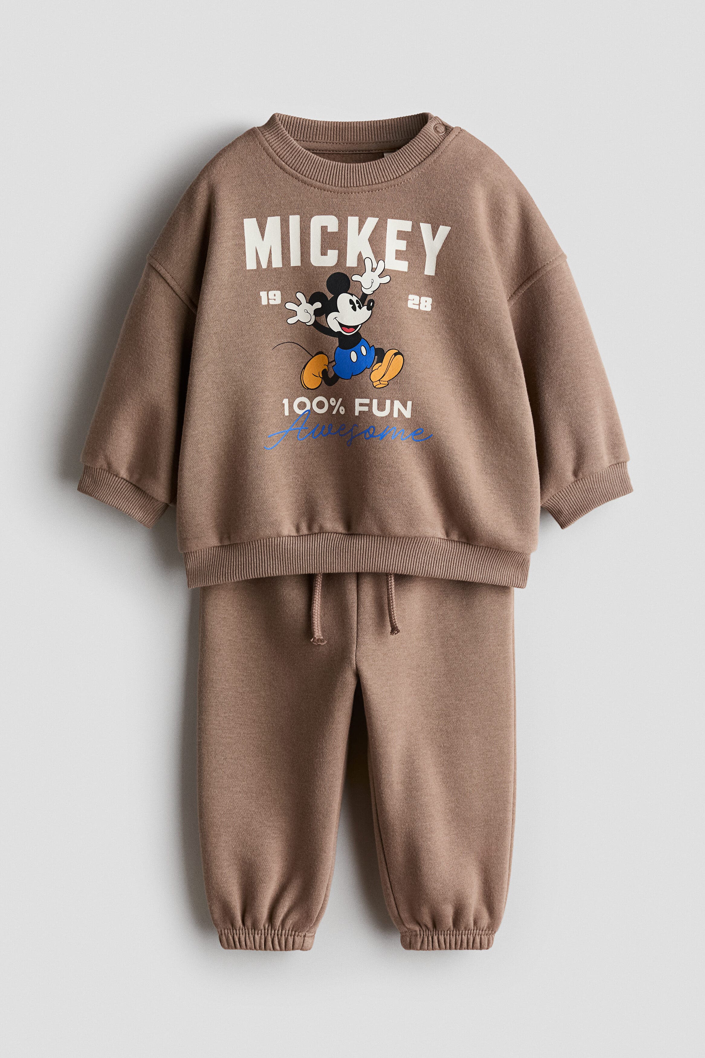 Brown/Mickey Mouse