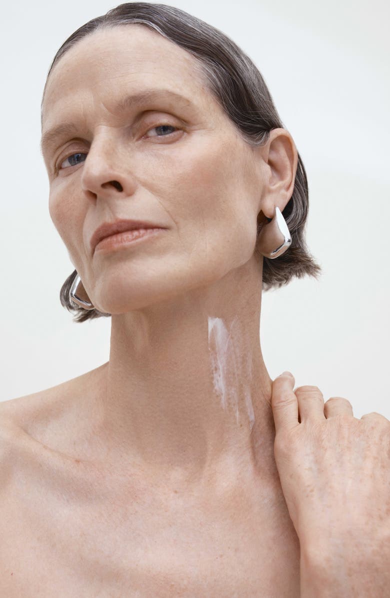 U Beauty The SCULPT Neck + Décolleté Concentrate, Alternate, color, 