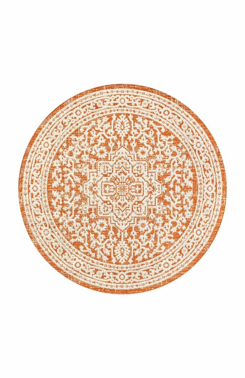 Sinjuri Medallion Textured Weave Indoor/Outdoor Round Area Rug