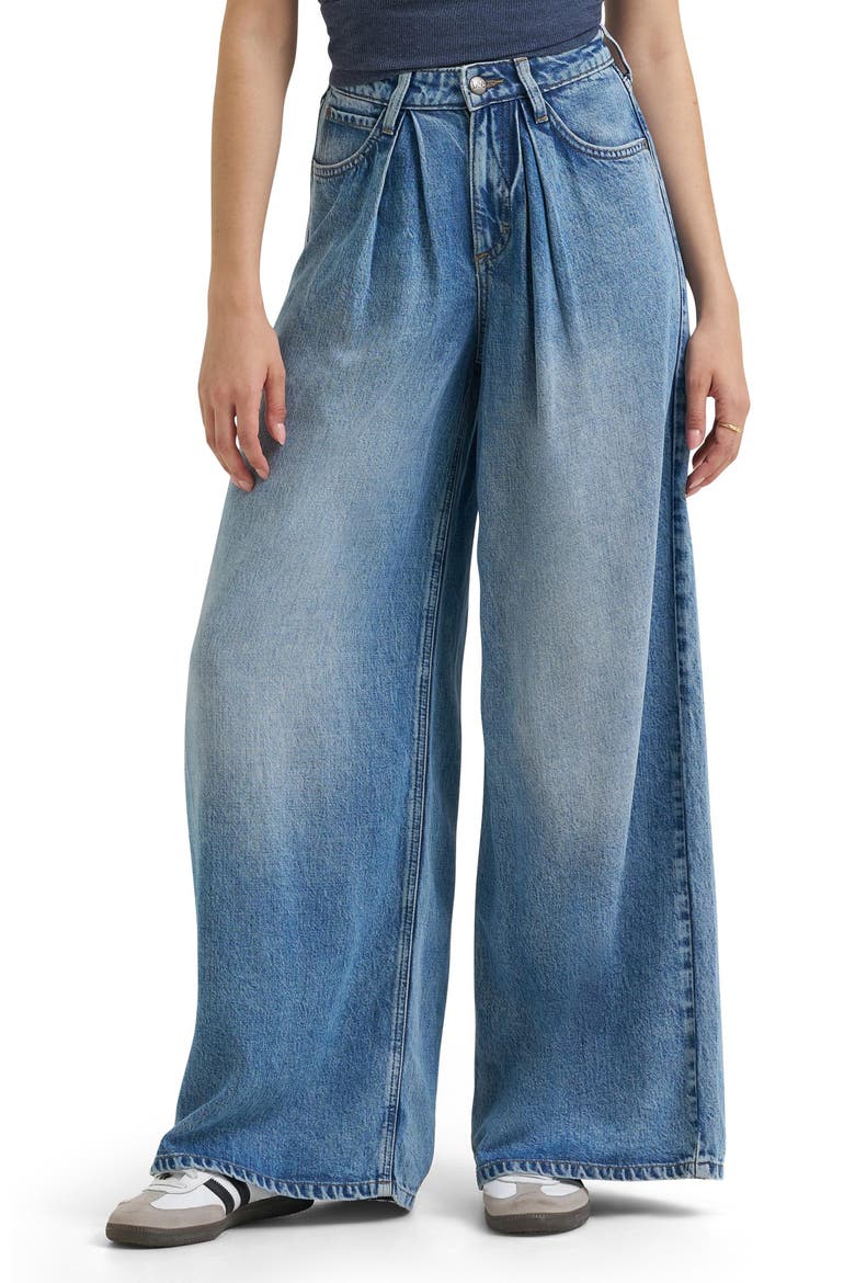 Slouchy Pleated Wide Leg Jeans, Main, color, PREPPY BLUE