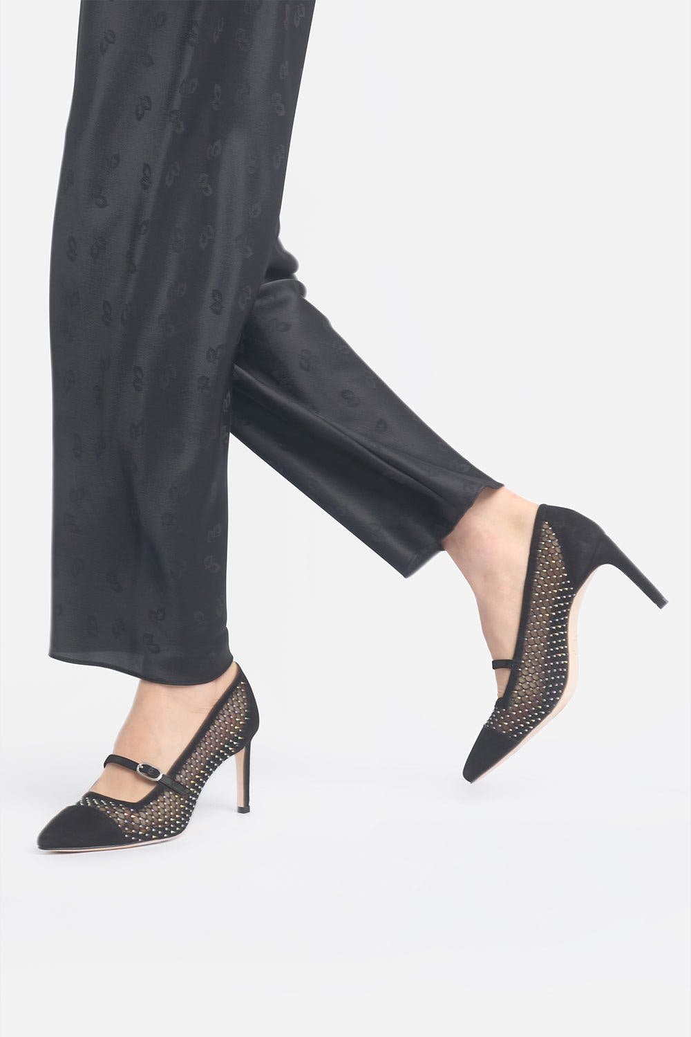 Joan Oloff Shoes Caroline Pump, Alternate, color, Black