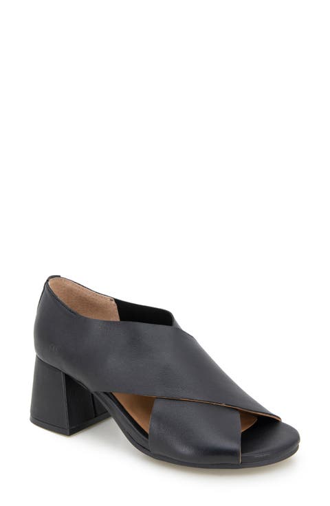 Yvette Sandal (Women)