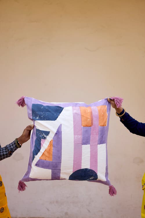 Cqc La Solstice Quilt In Multi