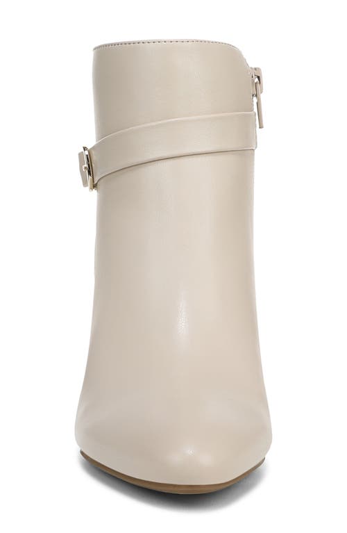 Lifestride Guild 3 Ankle Boot In White