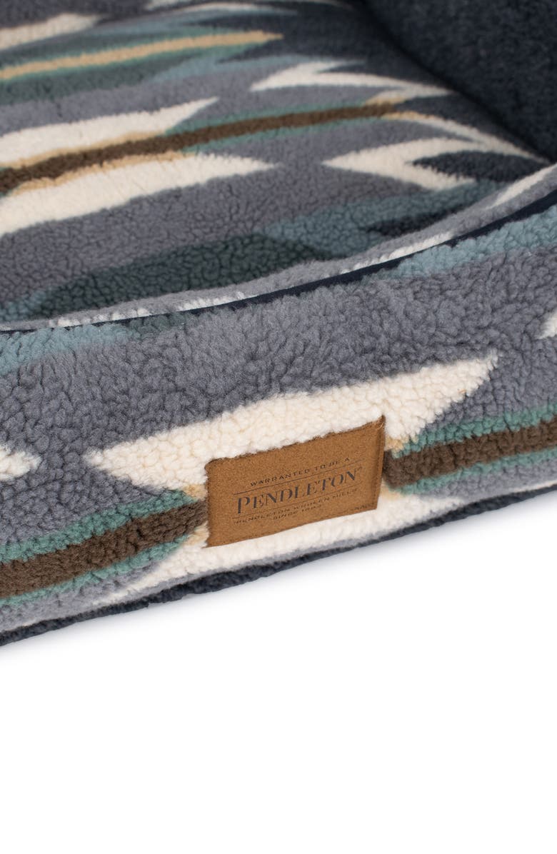 Pendleton High Pile Fleece Kuddler Dog Bed, Alternate, color, Wyeth Trail Oxford