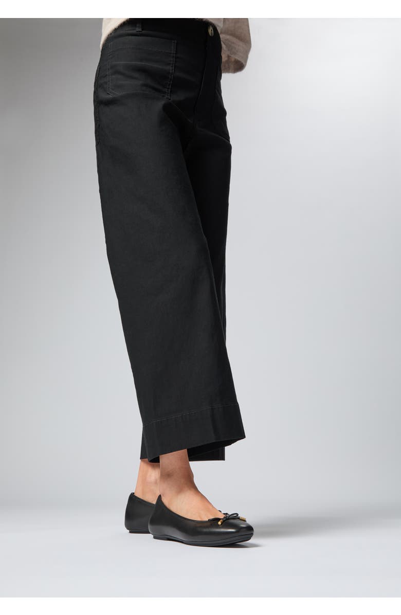 FitFlop Delicato Bow soft leather ballet flats, Alternate, color, Black