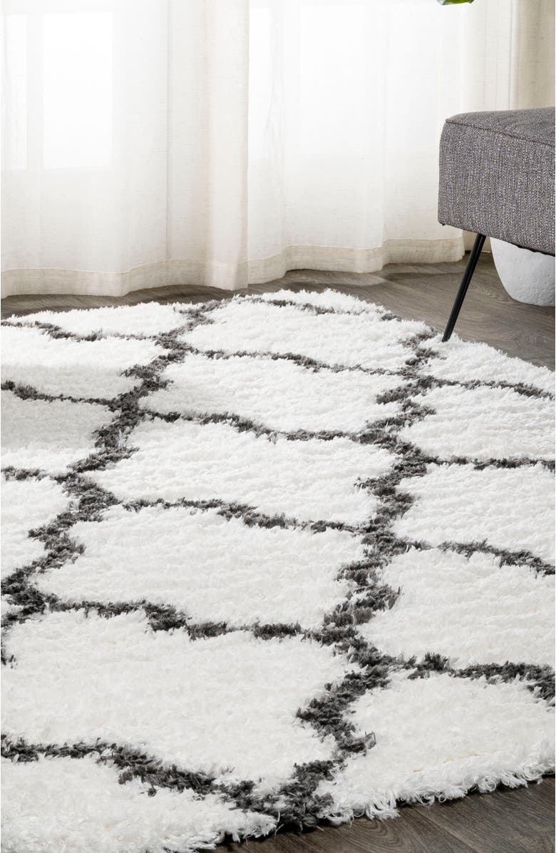 JONATHAN Y Marrakesh Shag Trellis Area Rug, Alternate, color, Ivory/Charcoal