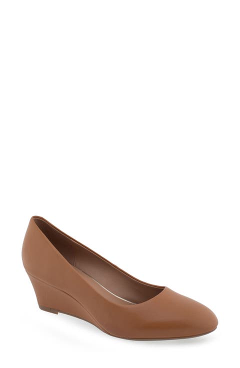 Iris Wedge Pump - Wide Width Available (Women)