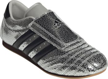【adidas】Taekwondo Shoes シルバーメタリック スニーカー adidas Taekwondo Sneaker (Women) | Nordstrom