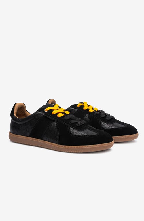 Freshy Indie Nite Sneaker In Black