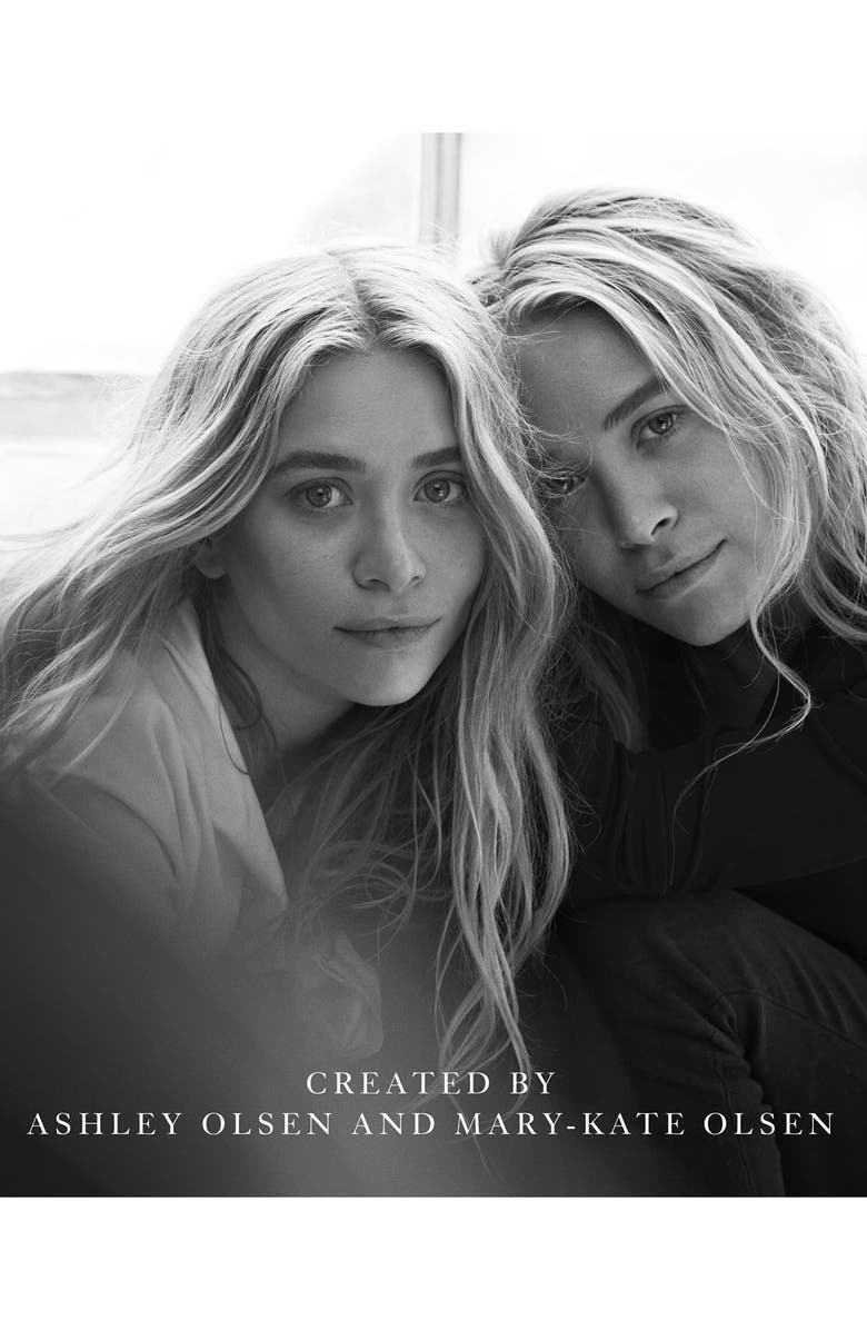 Elizabeth and James 'Nirvana Black' Set, Alternate, color, 