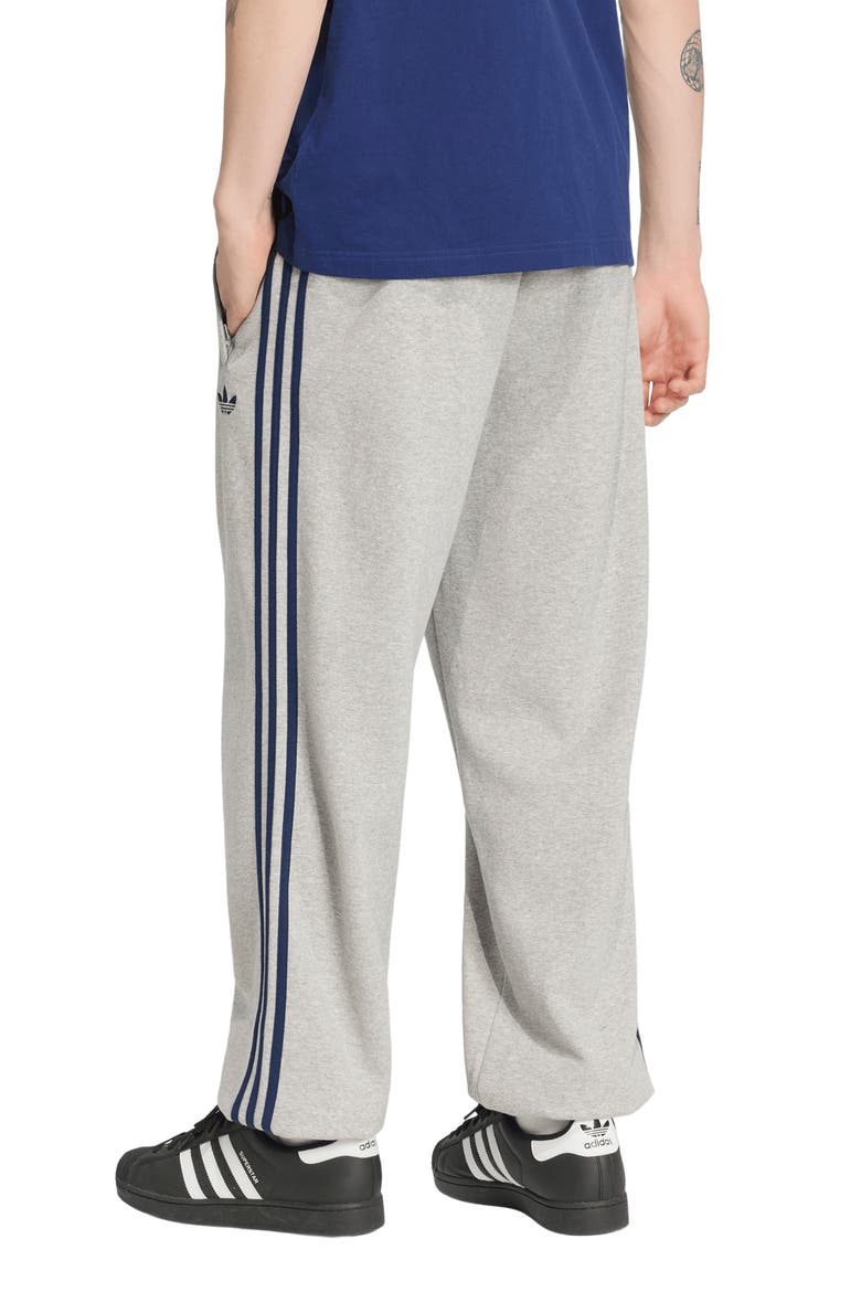 3-Stripes Fleece Joggers, Alternate, color, MEDIUM GREY HEATHER