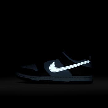 Dunk Low Basketball Sneaker