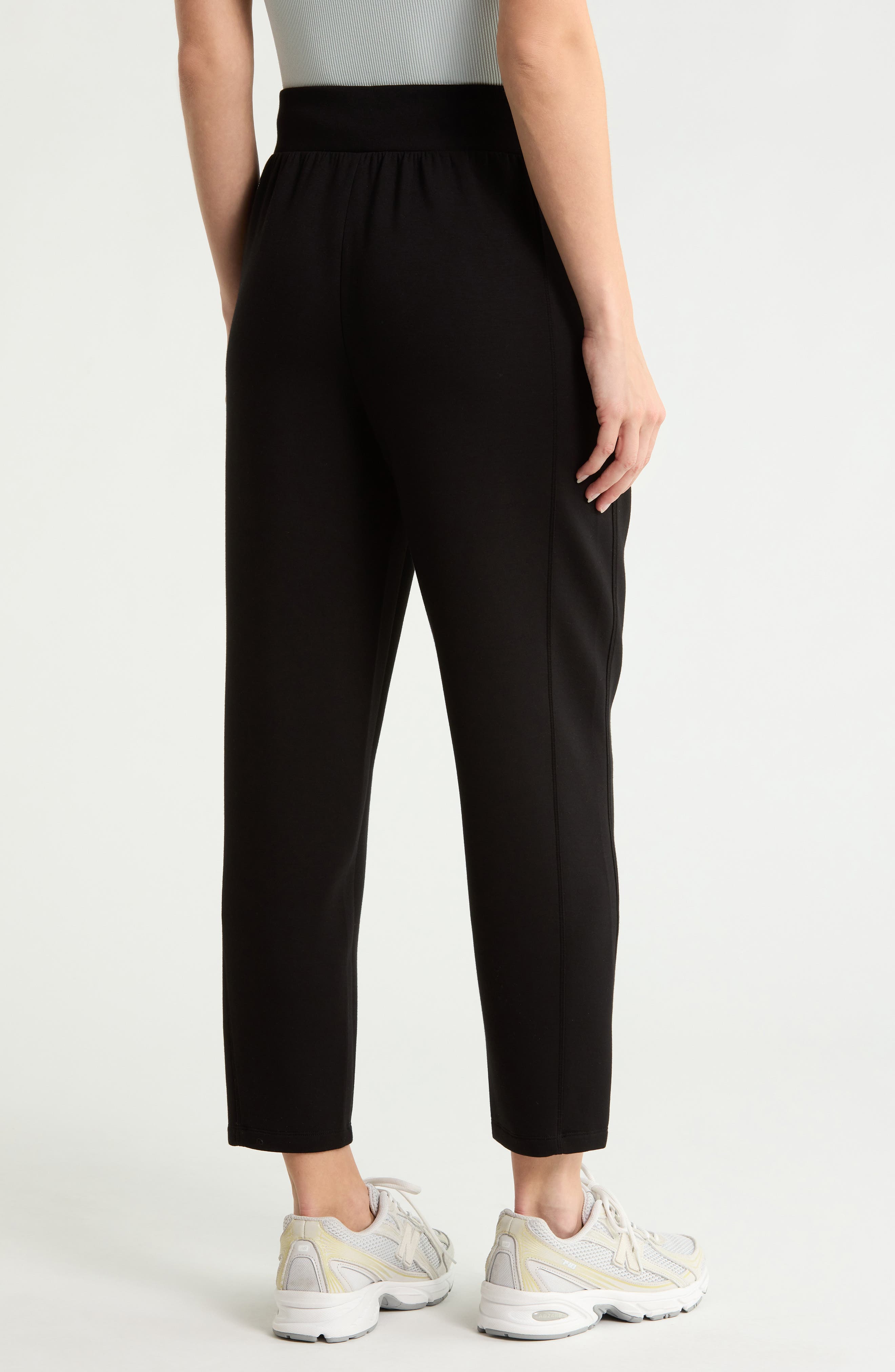 ⭐︎新品即完品⭐︎Nala Easy Slim Tapered Pants 4c857418-1dba-4690-90f9-